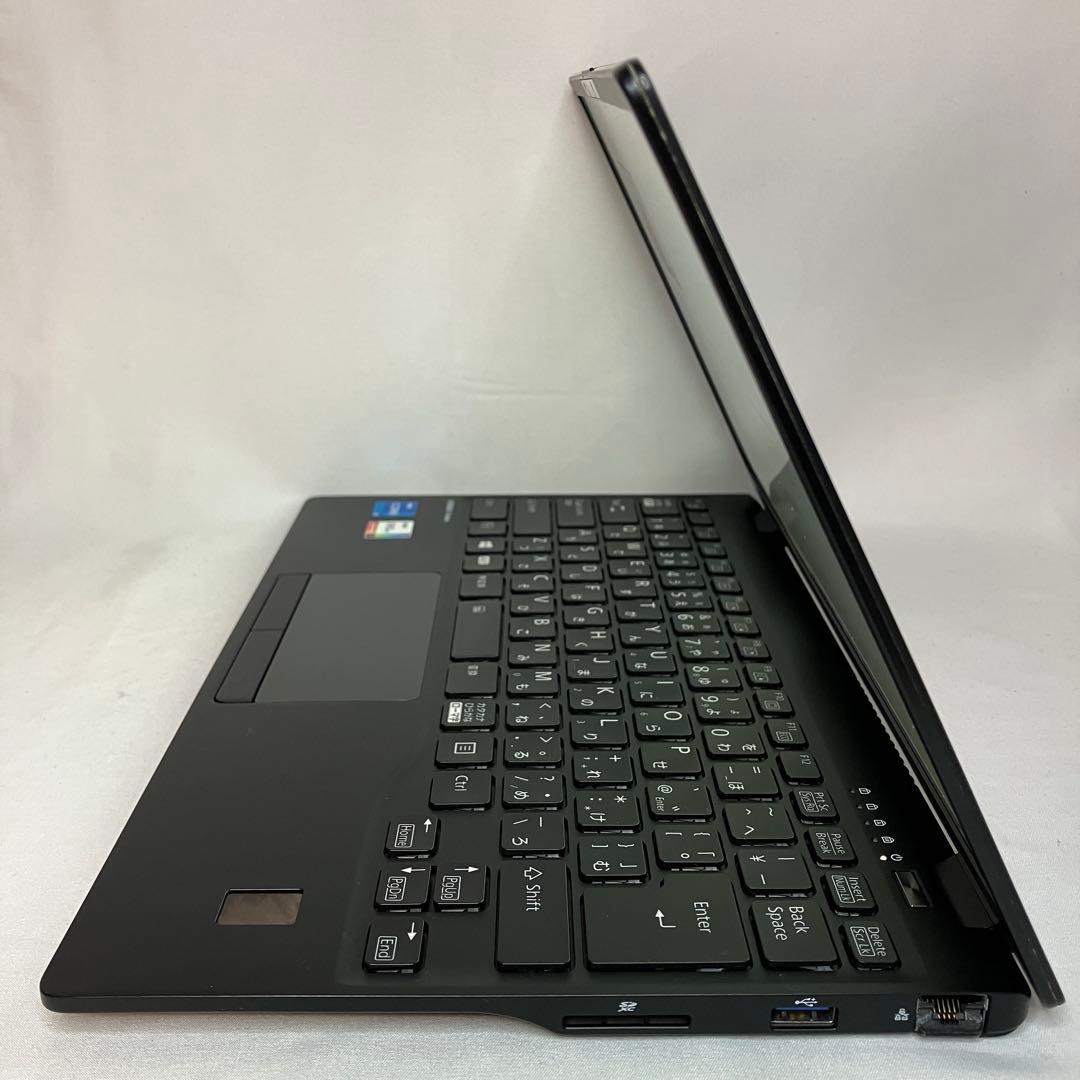 準美品 LIFEBOOK U9311/F 11世代 i5 16GB オフィス24
