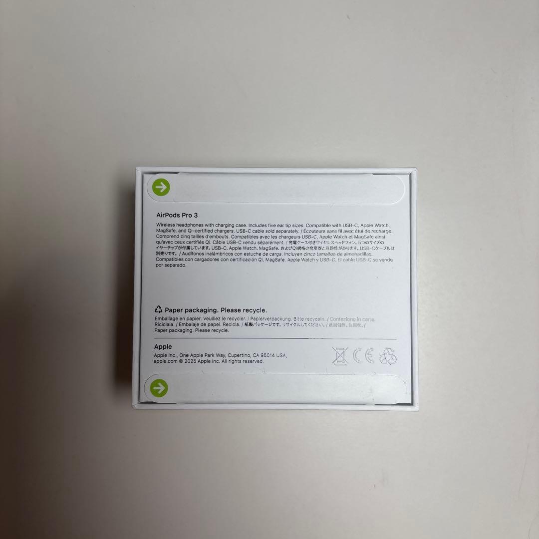 新品未開封　最新　AirPods Pro 3
