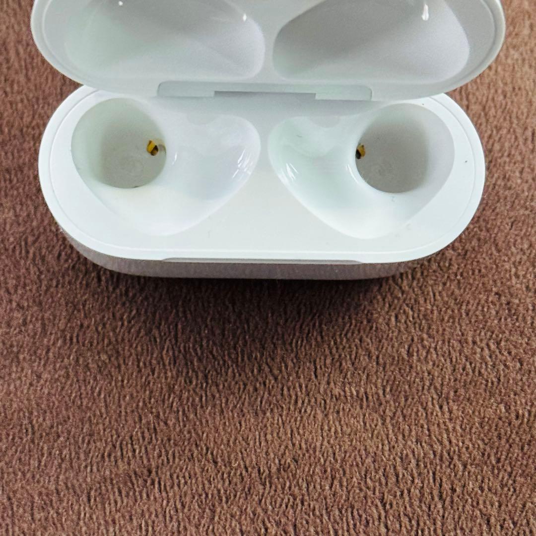 MoMoCoCo 【4】AirPods 第4世代 ANC搭載 保証あり