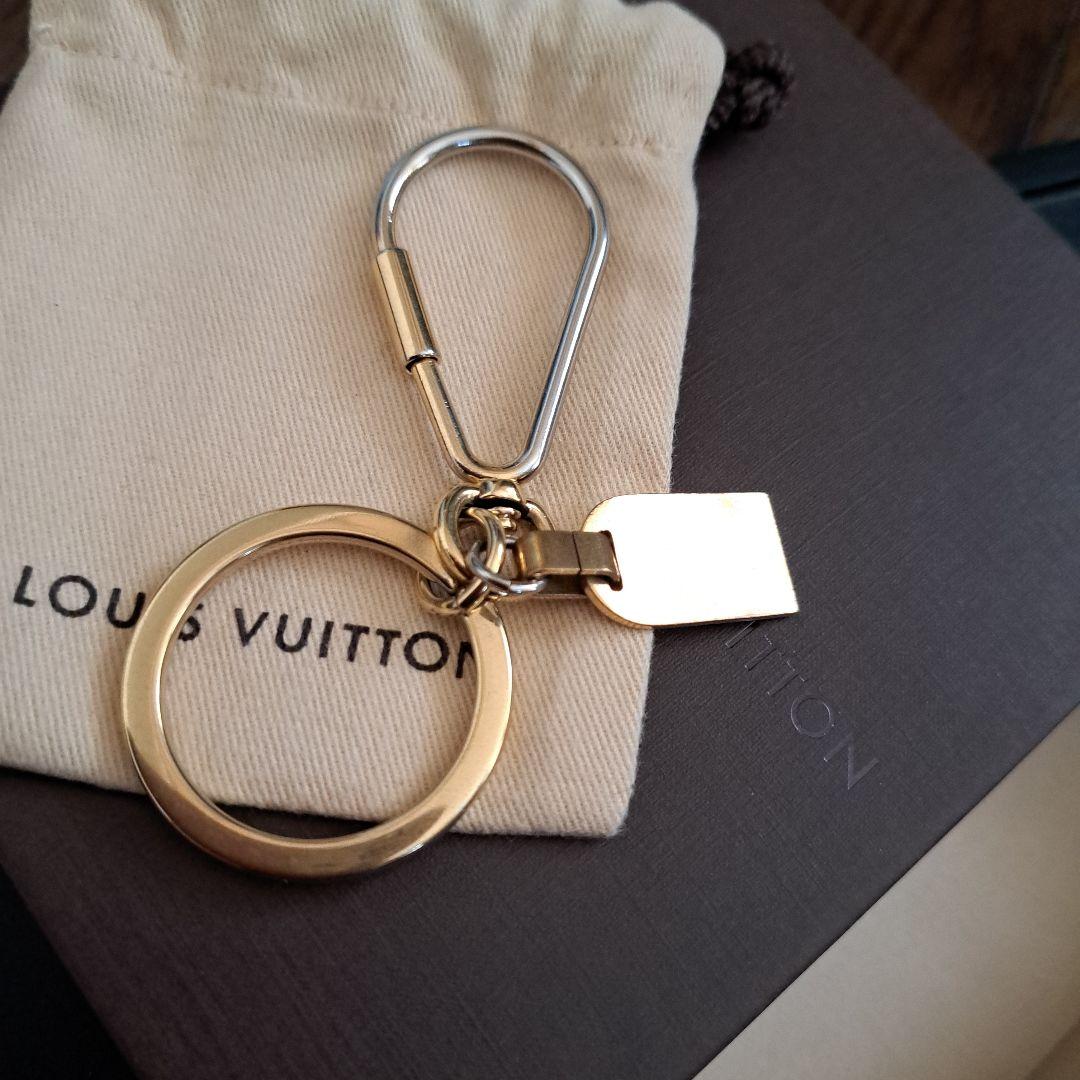 Louis Vuitton ゴールドキーホルダー　ポーチ　箱付き