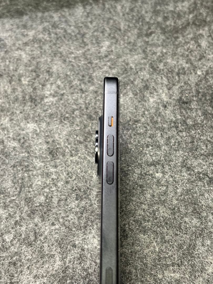 は*る様 iPhone15 256GB ブラック SIMフリー [MTMN3J/