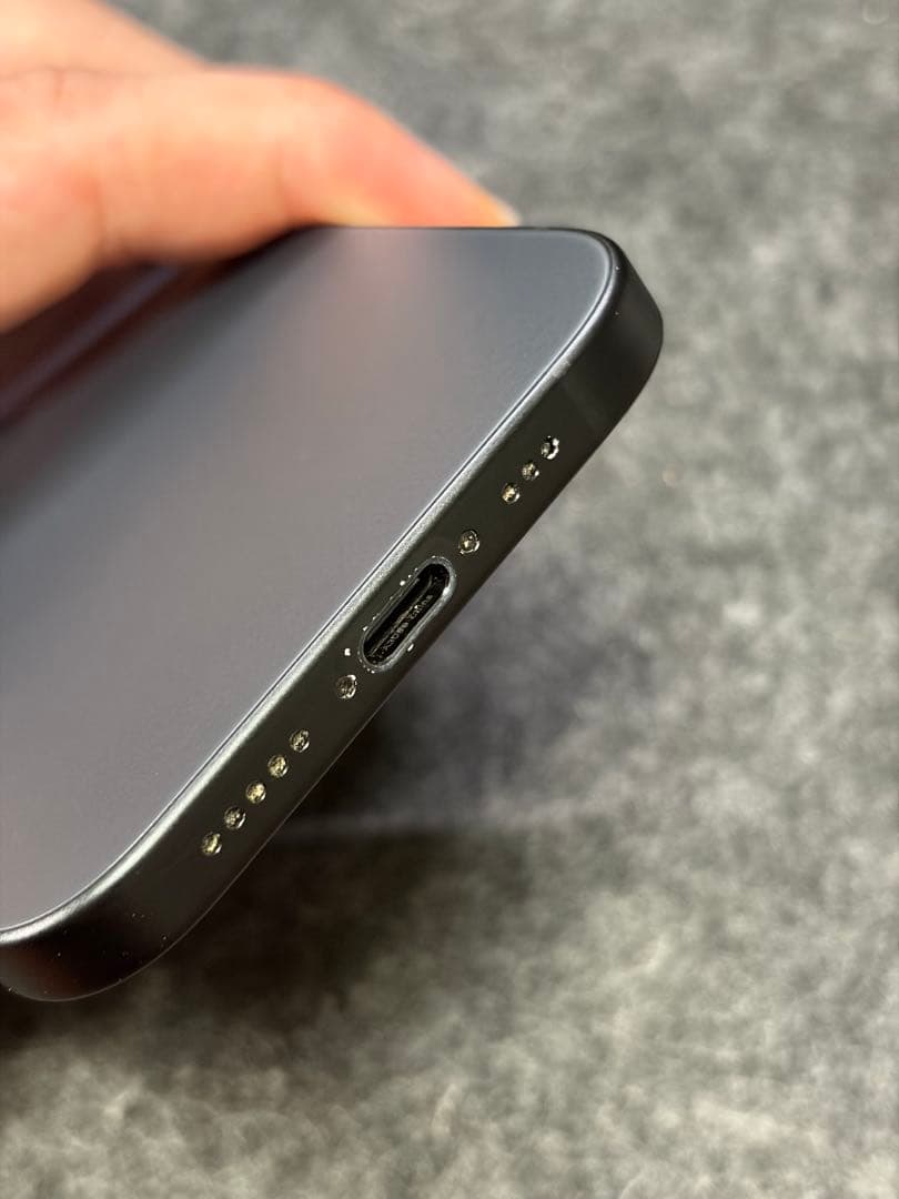 は*る様 iPhone15 256GB ブラック SIMフリー [MTMN3J/