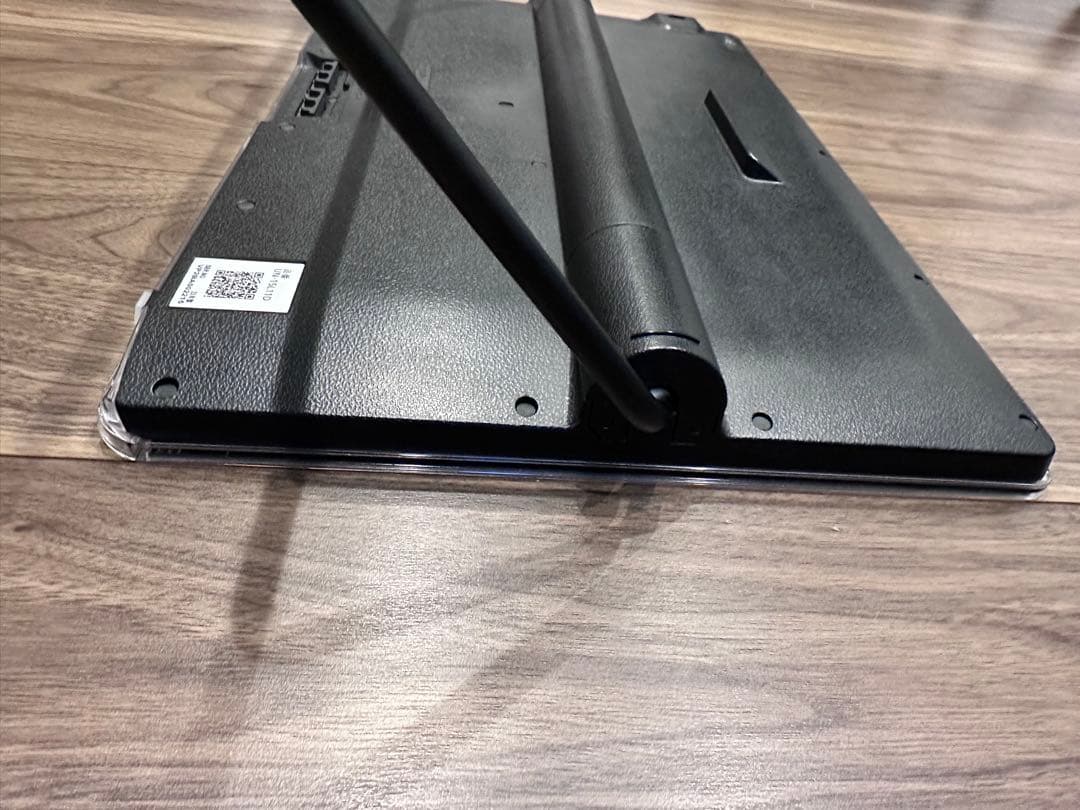 ubon_　防水ポータブルテレビ「プライベート・ビエラ」UN-15L11D