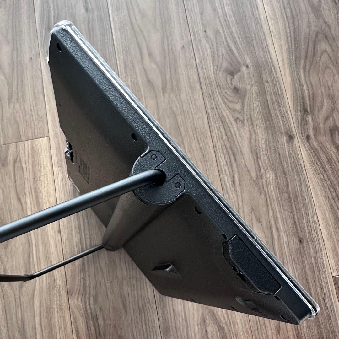 ubon_　防水ポータブルテレビ「プライベート・ビエラ」UN-15L11D