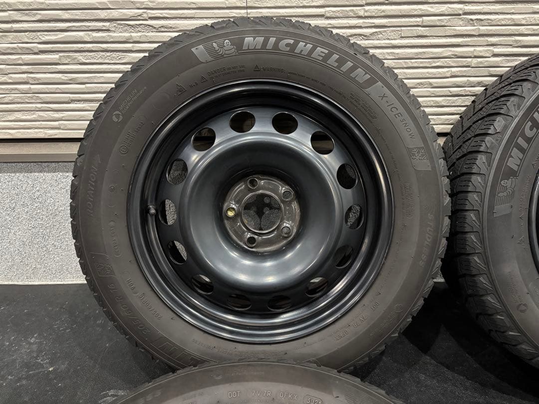 埼玉より【ベルランゴ】純正スチールホイール スタッドレスタイヤセット