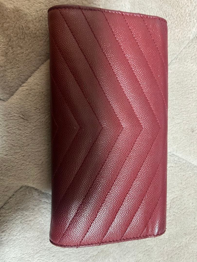 イブサンローラン ワインレッド 長財布ステッチ キャビアスキン YSL