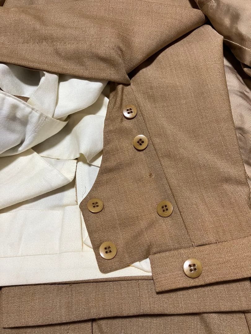 最終値下げ・美品・サルトリア アットリーニ 高級紳士服サンドベージュ柄イタリア製