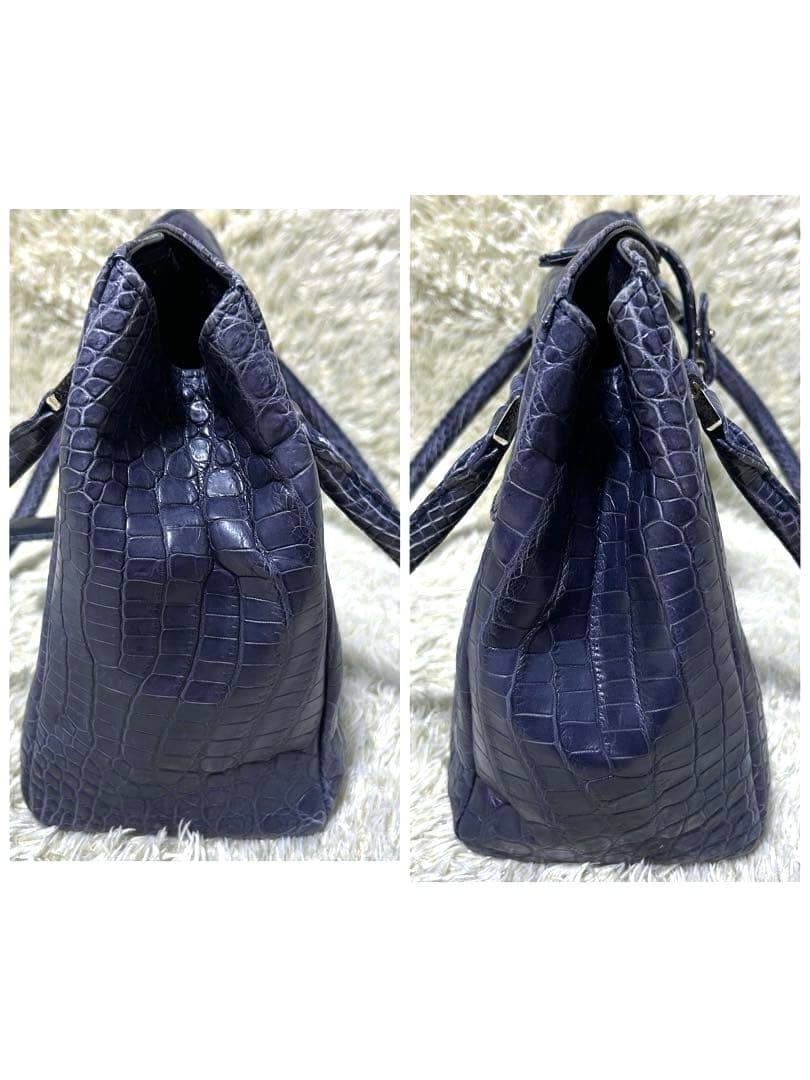 【美品】Genuine Crocodile Skin ハンドバッグ　ブルー　本革