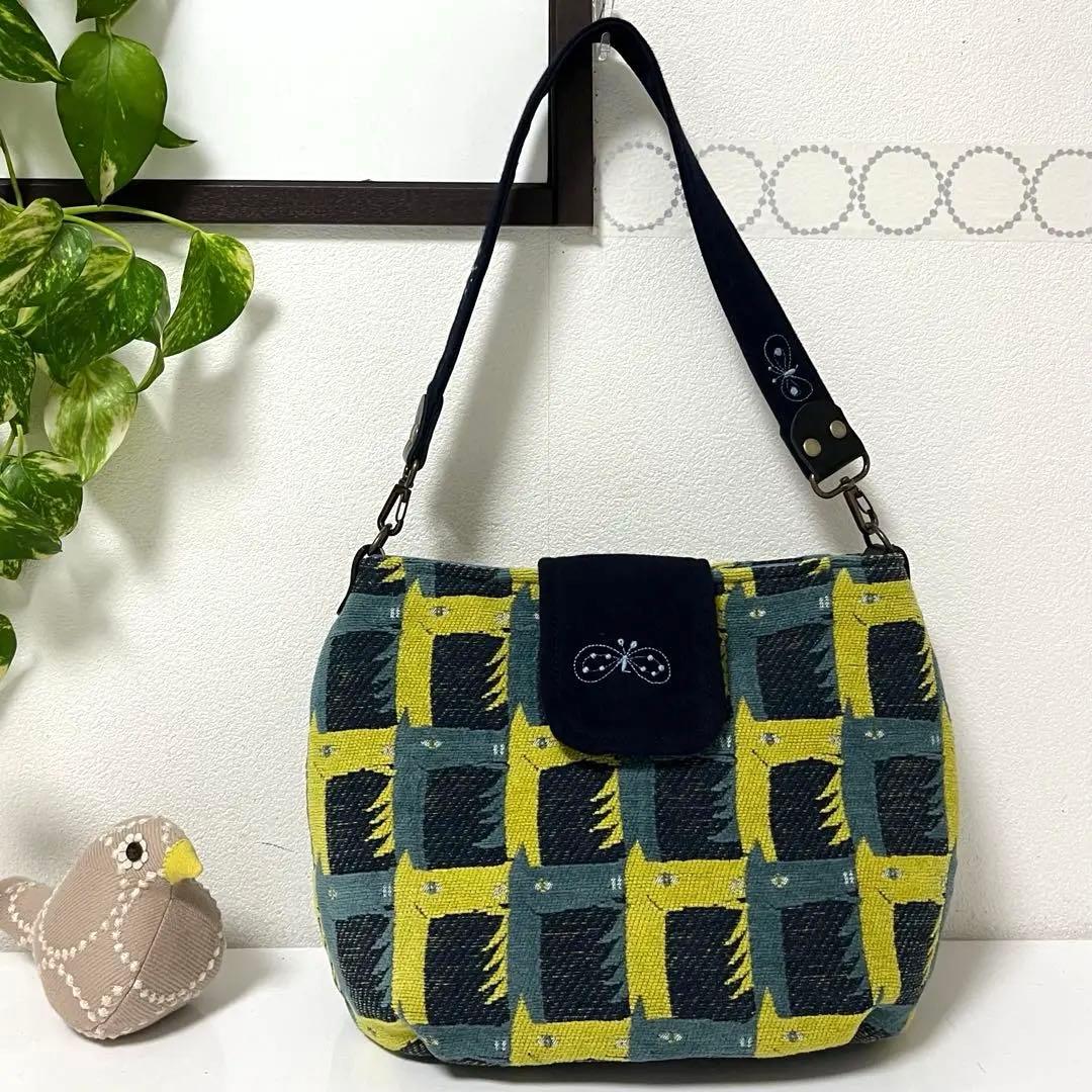 ミナペルホネン　ハンドメイドバッグ　楕円底タック入りショルダーバッグ