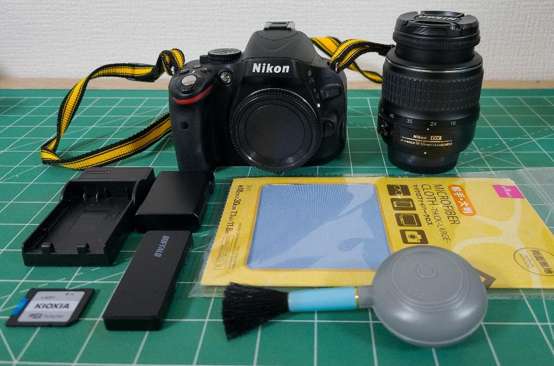Nikon D5100 AF-S 18-55mm レンズ シャッター数970回
