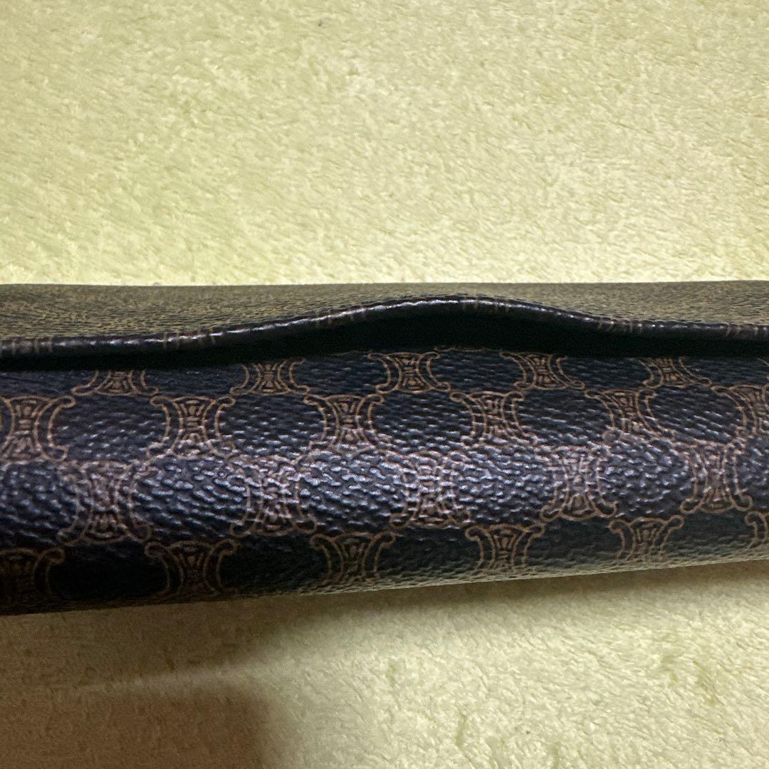CELINE ダークブラウン ドット柄 長財布
