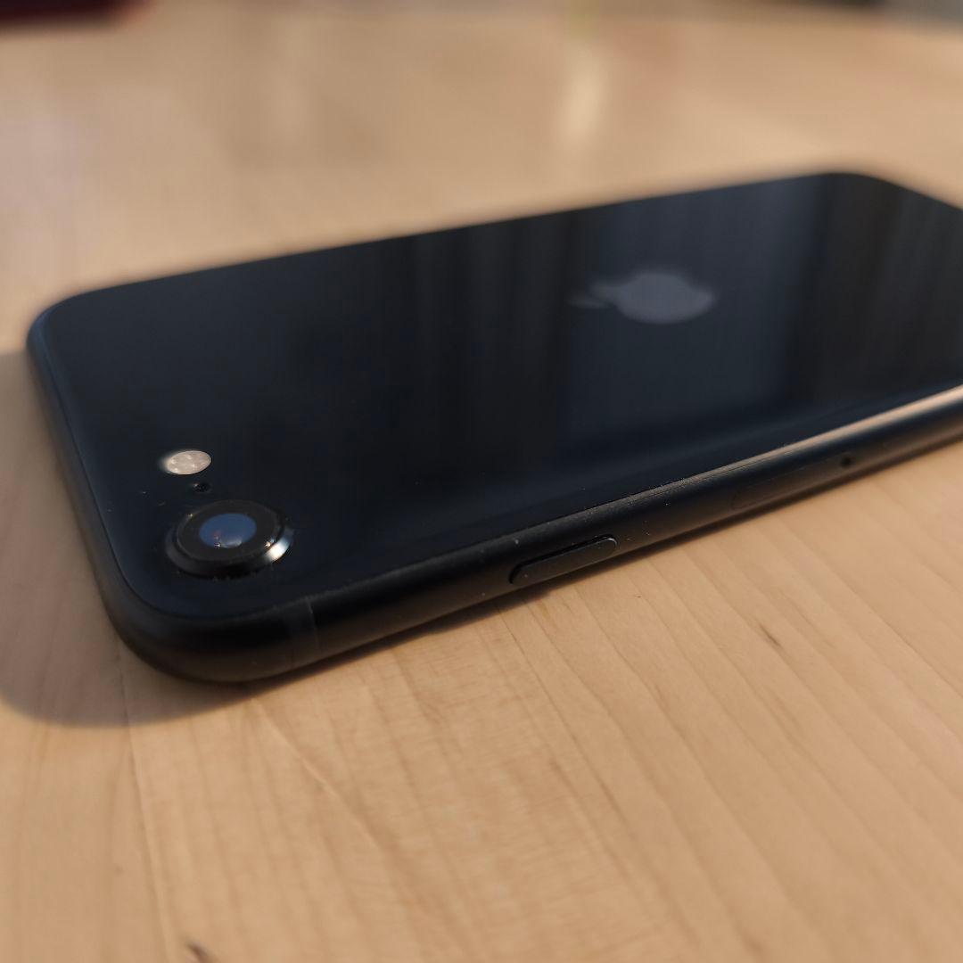 【極美品】iPhone SE3 128GB SIMフリー 純正バッテリー100%