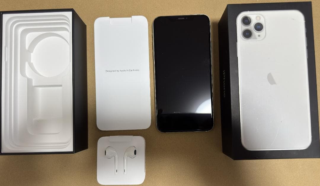 iPhone 11 Pro Max 256GB シルバー