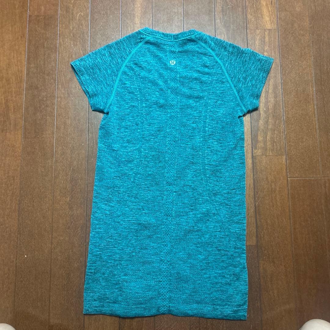 ルルレモン4 半袖Tシャツ 2枚セット