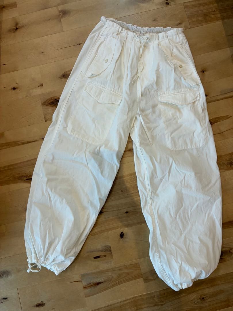 TICCAティッカ　カーゴパンツ　ホワイト