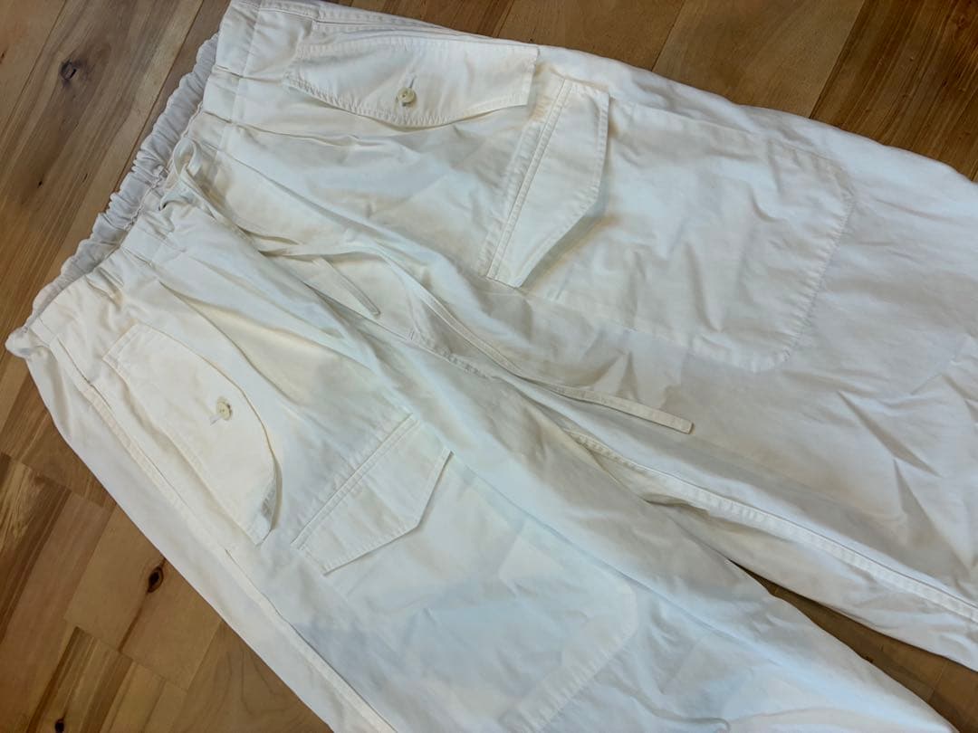 TICCAティッカ　カーゴパンツ　ホワイト