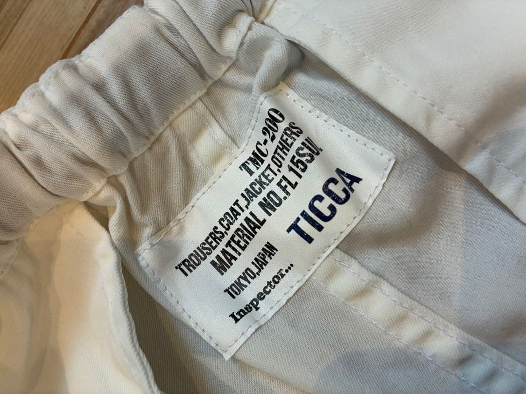 TICCAティッカ　カーゴパンツ　ホワイト