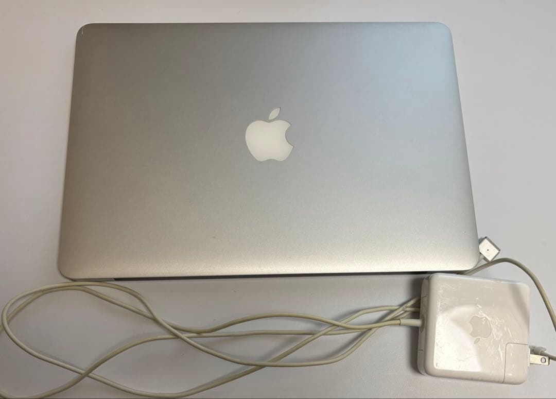 【中古】シルバー MacBook Pro 13.3インチ Late 2013