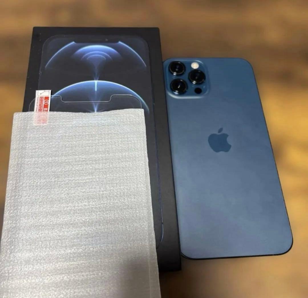 iPhone12 ProMAX 256GB 本体 箱と保護フィルム付き☆
