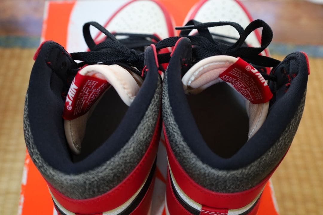 AIR JORDAN 1 RETRO HIGH OG シカゴ