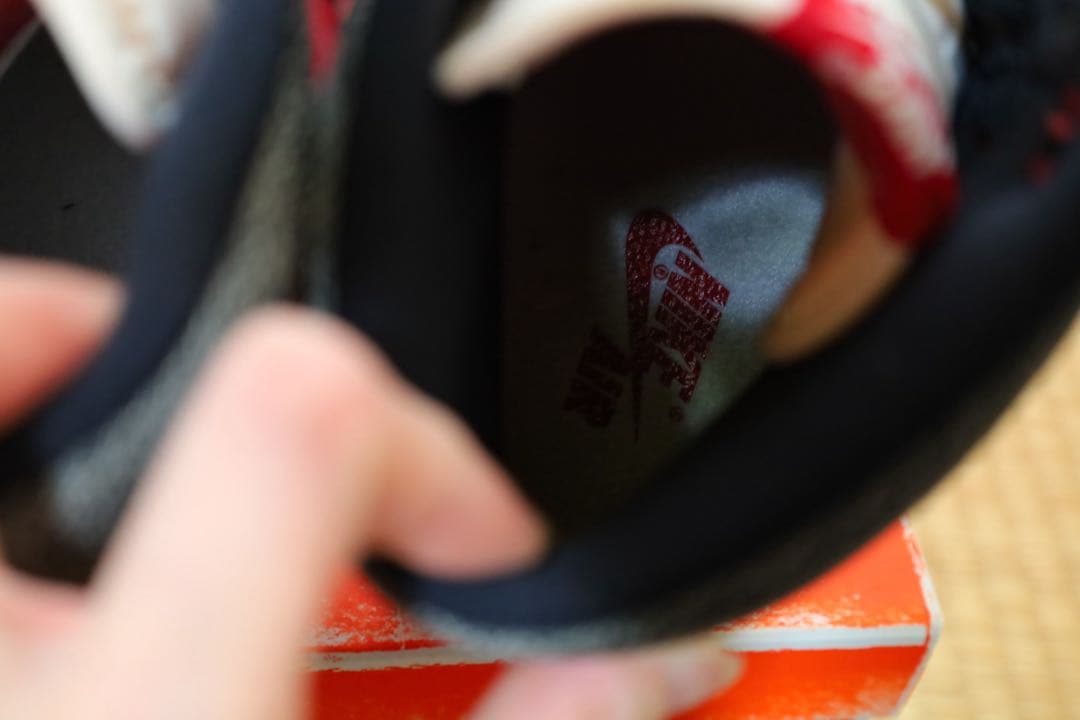 AIR JORDAN 1 RETRO HIGH OG シカゴ