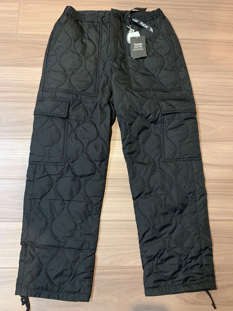 TAION タイオン MILITARY LINE カーゴダウンパンツ　ブラック