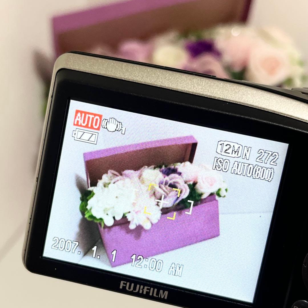 デジタルカメラ FUJIFILM finepix F50fd