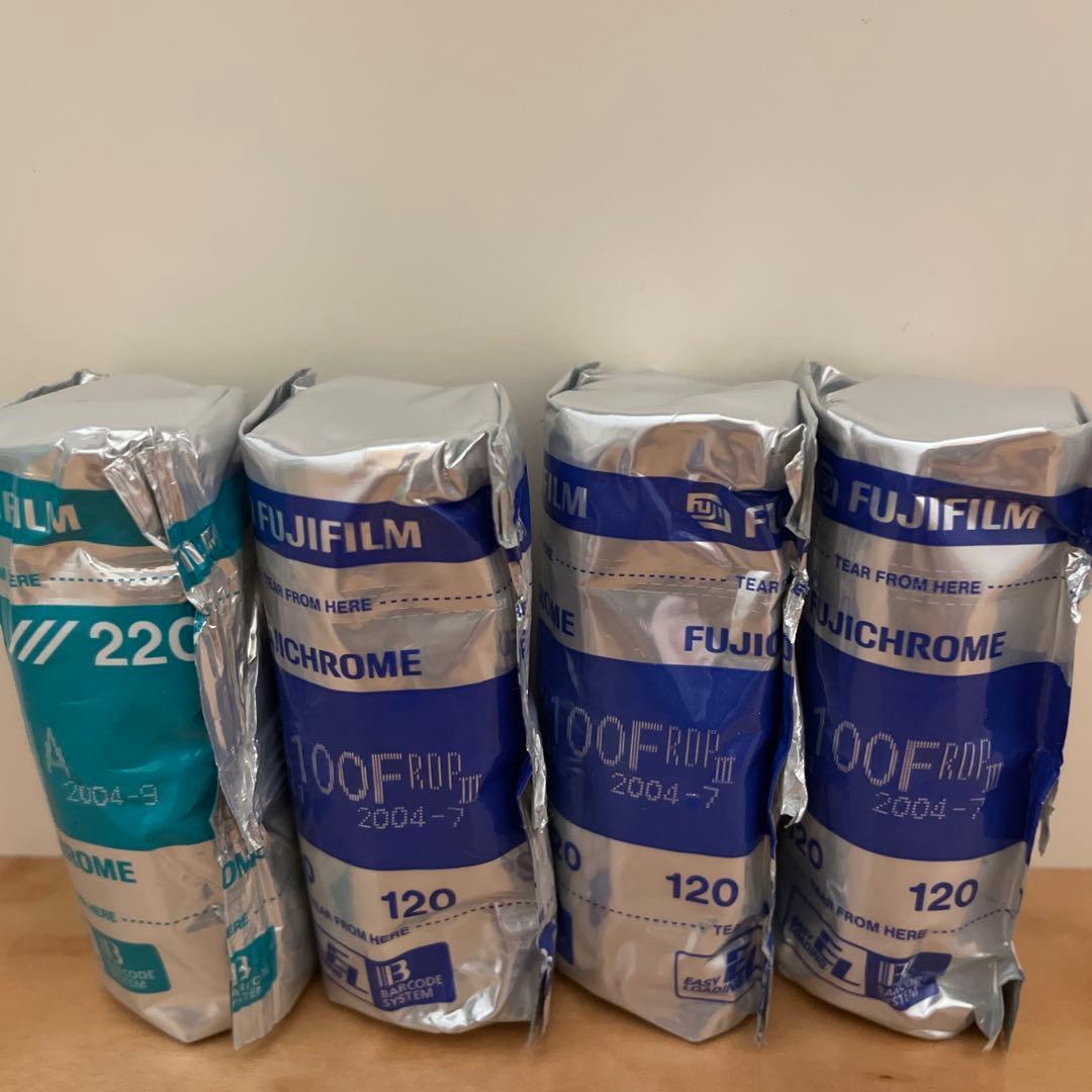 ベルビア220&プロビア100F RDPⅢフィルムセット（期限切れ未開封）