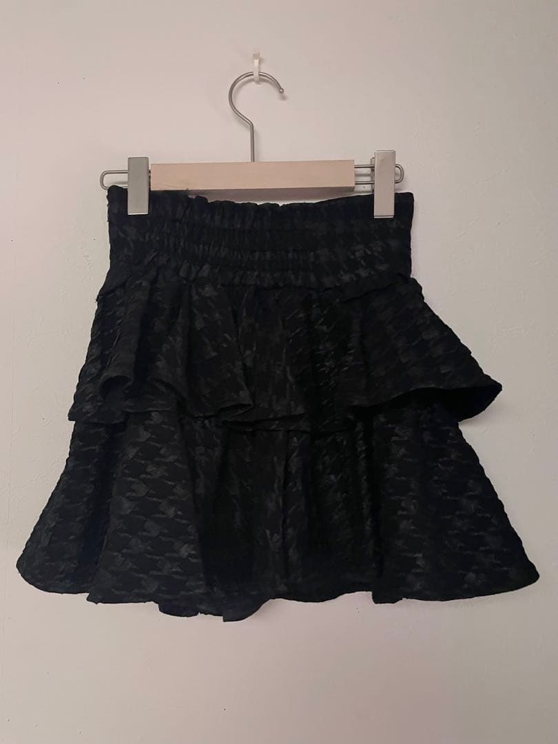 pium ティアードフリルドーリーミニスカート