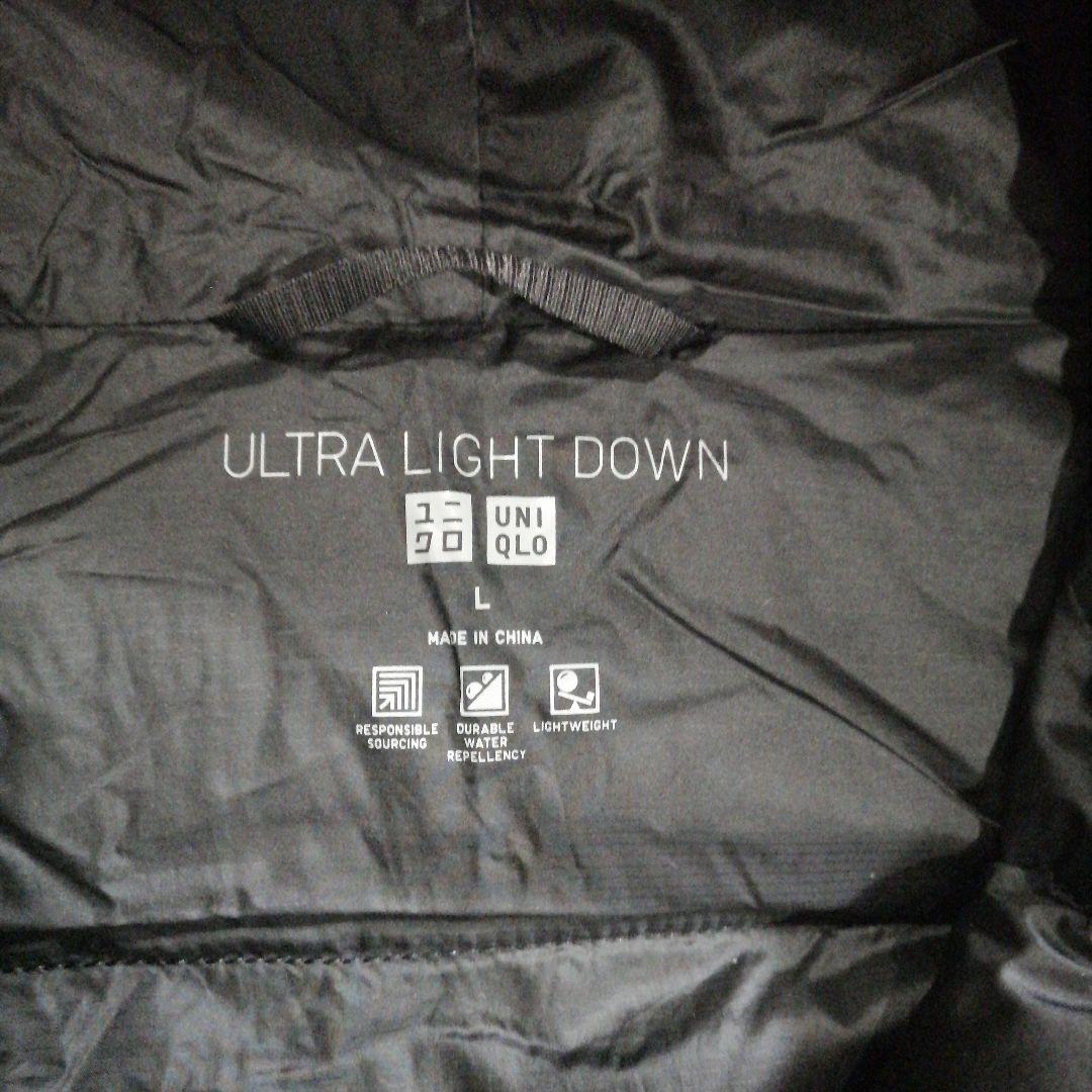ユニクロ　ウルトラライトダウンフーデッドコート　ブラック　Ｌ