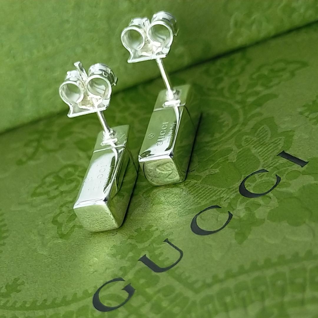 ★SALE★【GUCCI】オールドグッチ　ブロック　ピアス　1547