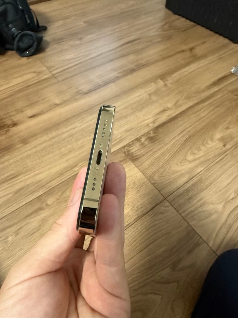 [りゅーや]Apple iPhone 13 Pro 128G おまけ付き