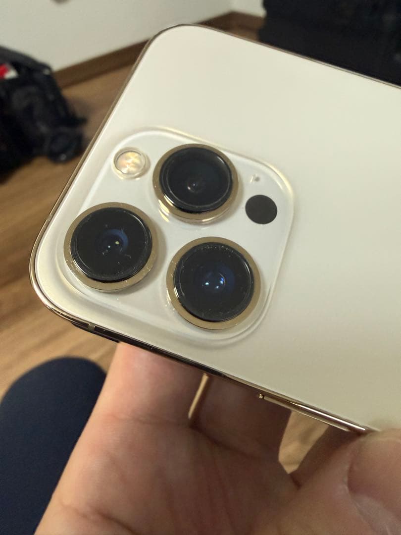 [りゅーや]Apple iPhone 13 Pro 128G おまけ付き