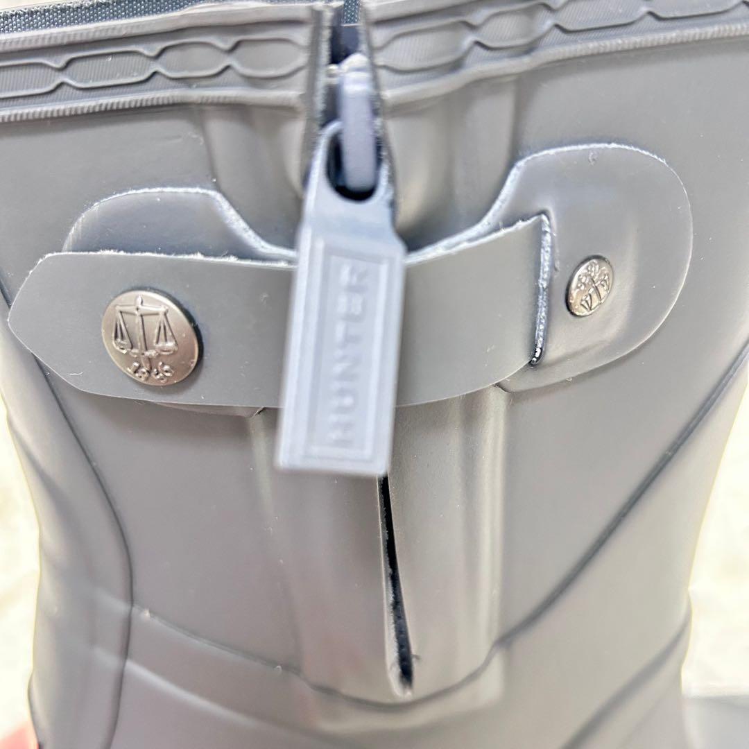 【HUNTER】レインシューズ【24cm】ダークグレー　ミドル丈　US7