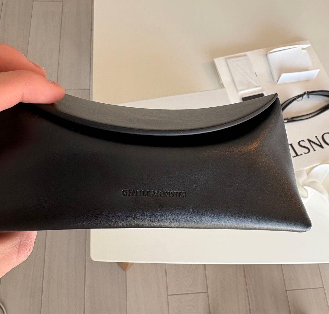 小物 GENTLE MONSTER Monde 01 a