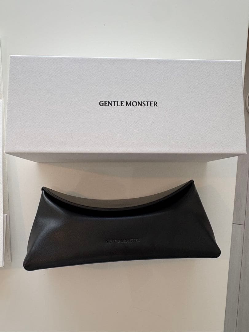 小物 GENTLE MONSTER Monde 01 a