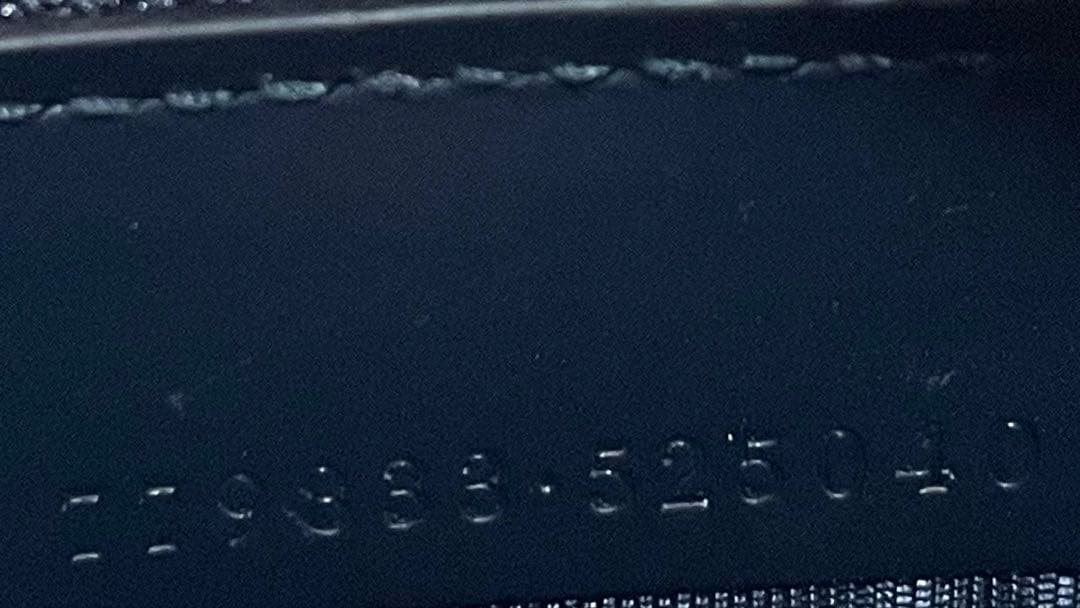 超美品！GUCCI 長財布 ネイビー