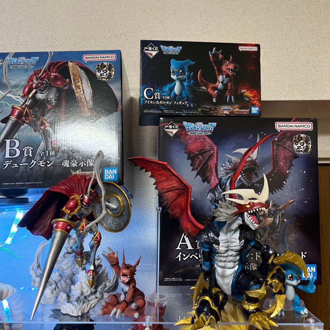 デジモン　一番くじ　インペリアルドラモン　デュークモン　ブイモン&ギルモン