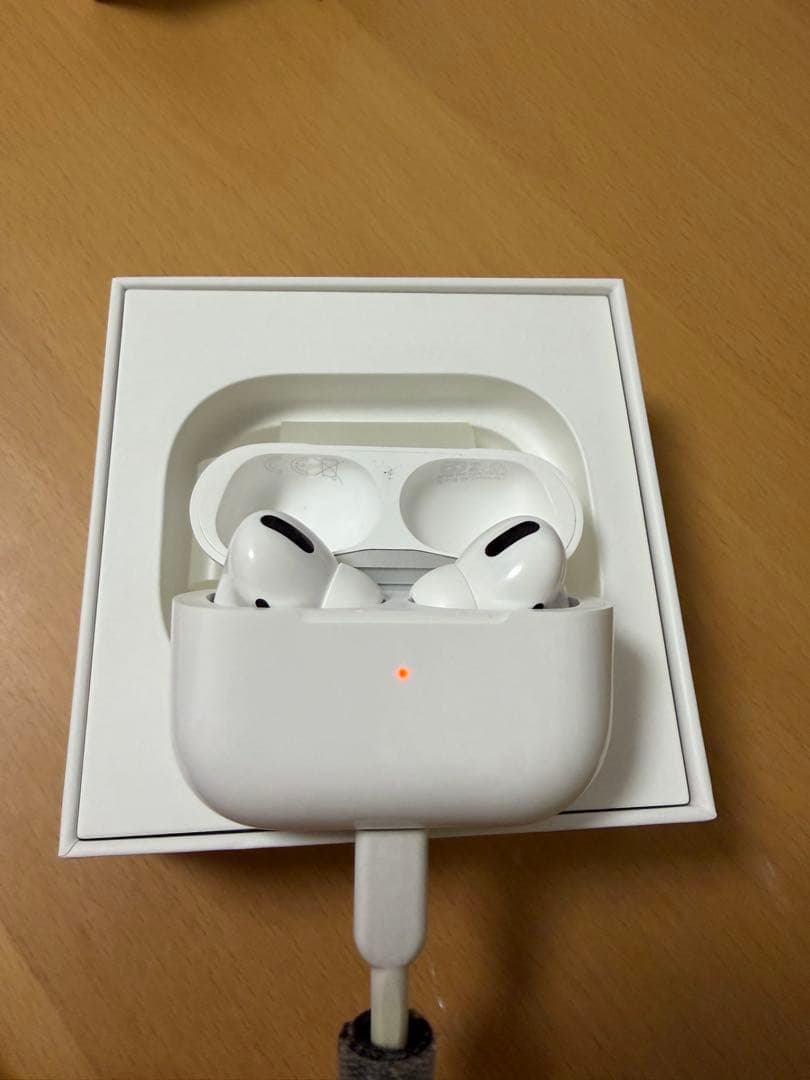 AirPods Pro 本体 MagSafe充電ケース付き　付属品付き