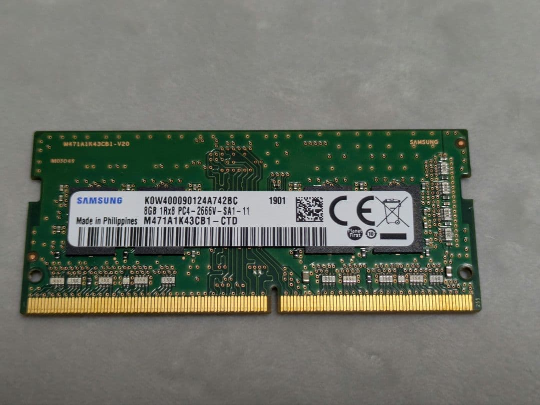 DDR4-2666（PC4-21300） メモリ 8G✕3枚