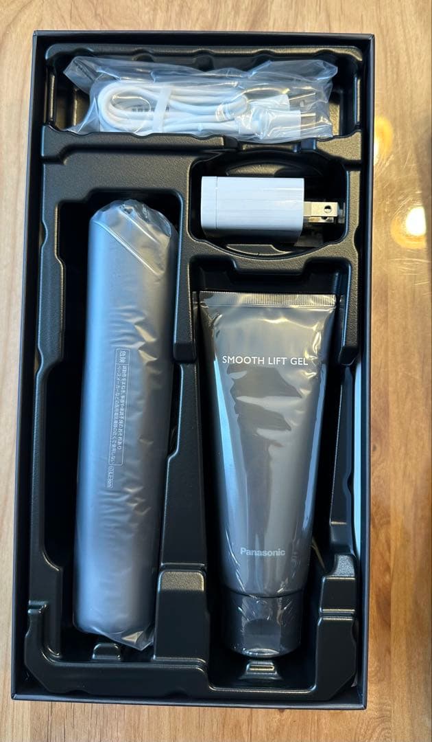 新品未使用品　Panasonic EH-SR85-K VITAL FIT 美顔器