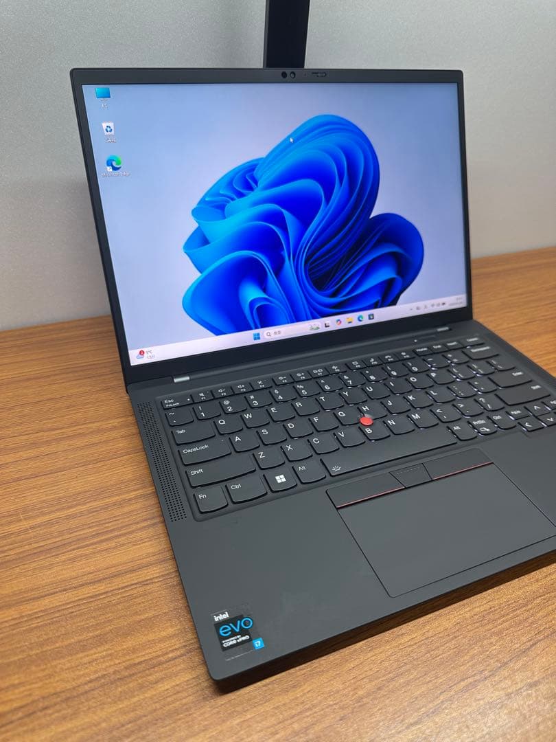 Windowsノート本体 Lenovo X1 Carbon Gen9 i7-1185G7 32/256