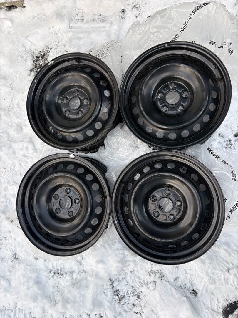 17インチ 60プリウストヨタ純正ホイール キャップとスチールホイール4個セット