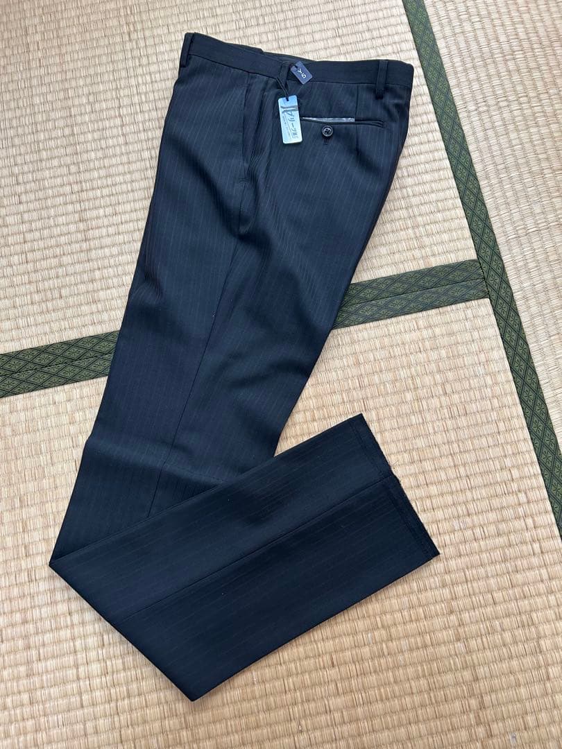 【新品未使用】スリーピース スーツ Y5ウール混素材 秋冬 2ツボタン スリム