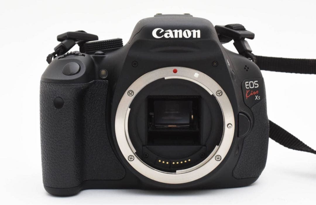 EOS Kiss X5 一眼レフ デジタルカメラ EFS18-55　CANON