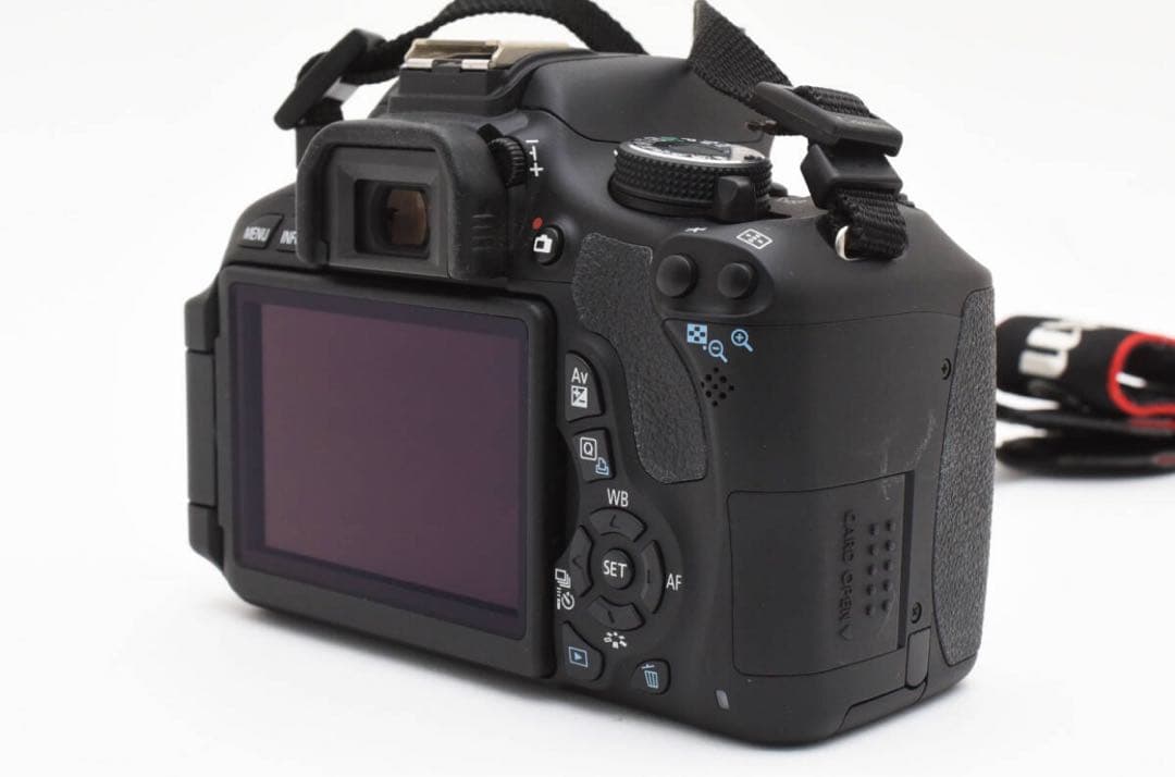 EOS Kiss X5 一眼レフ デジタルカメラ EFS18-55　CANON