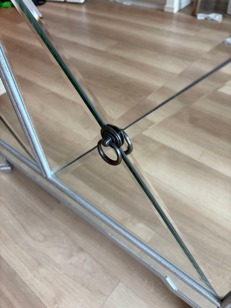 モダンミラー仕上げ収納キャビネット