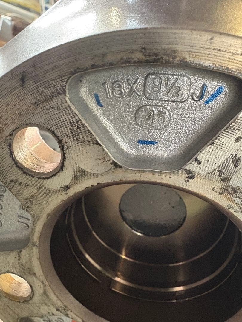 アドバンレーシングRG-Ⅳ ブロンズ18インチホイールセット 9.5J+45