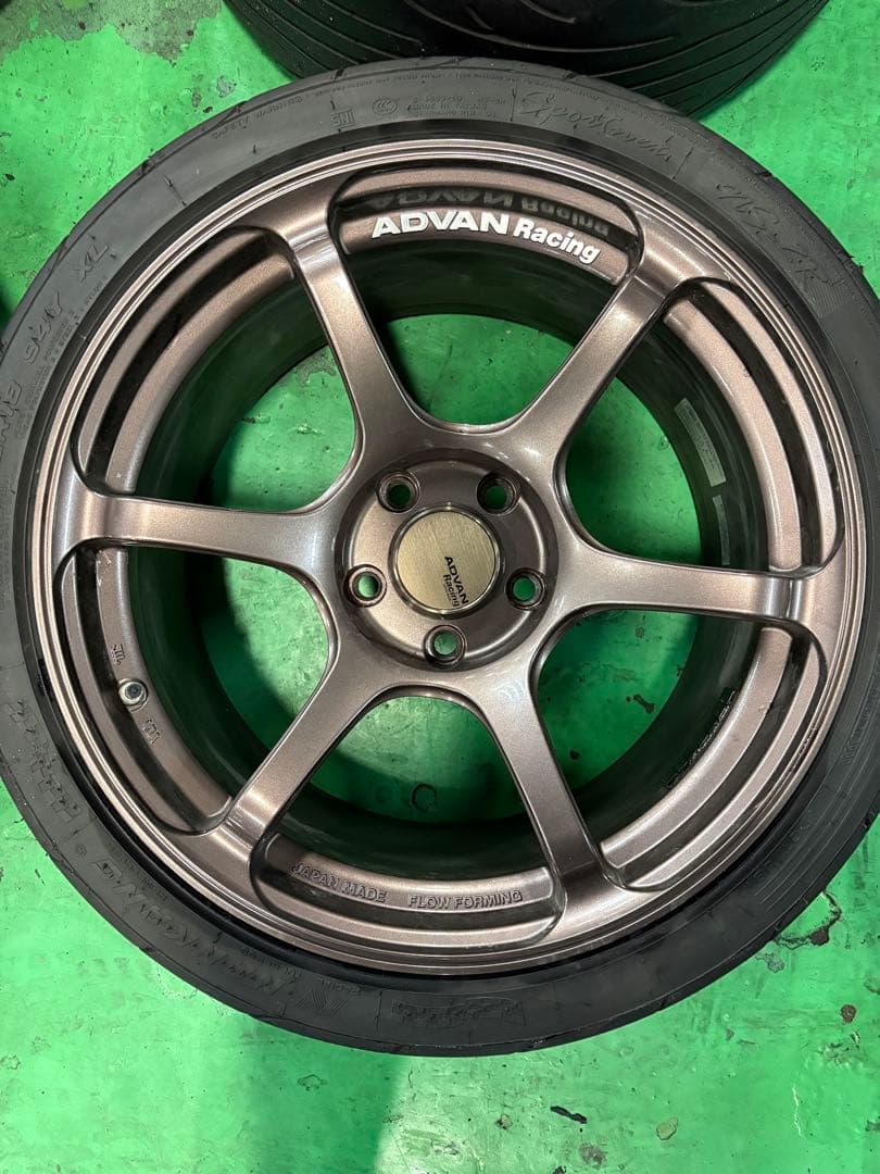 アドバンレーシングRG-Ⅳ ブロンズ18インチホイールセット 9.5J+45