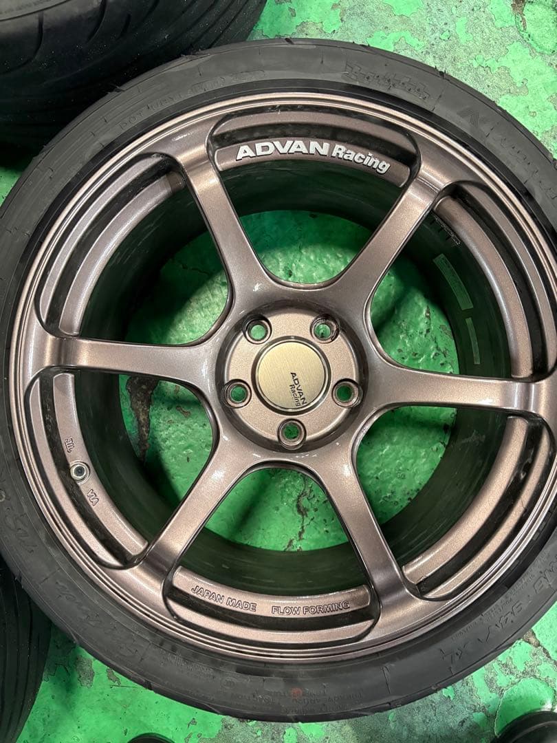 アドバンレーシングRG-Ⅳ ブロンズ18インチホイールセット 9.5J+45